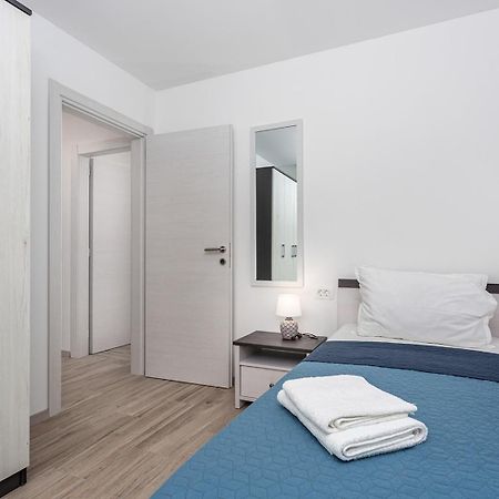 Kvarner Bay - Apartments 2 & 4 Риека Экстерьер фото