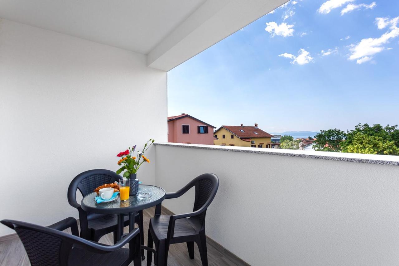 Kvarner Bay - Apartments 2 & 4 Риека Экстерьер фото