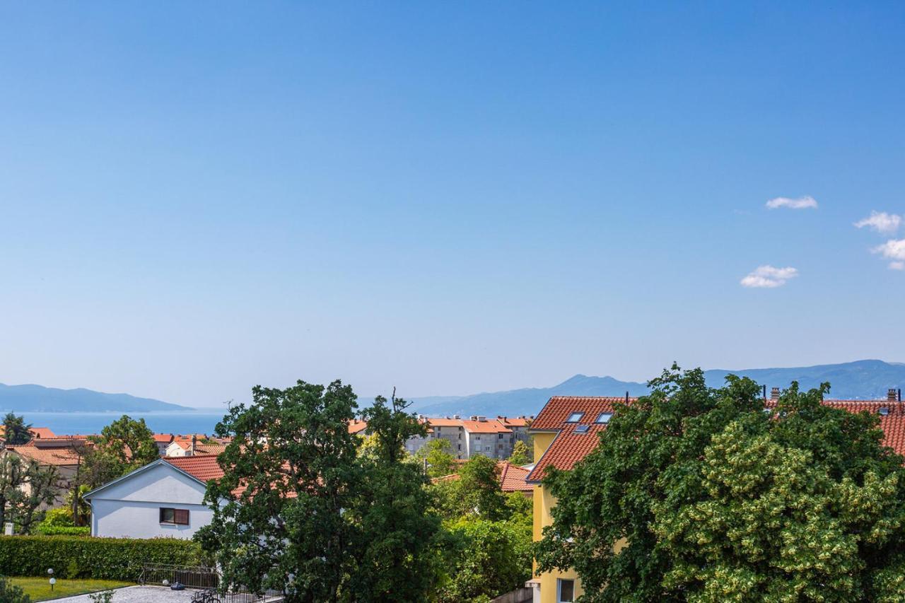 Kvarner Bay - Apartments 2 & 4 Риека Экстерьер фото