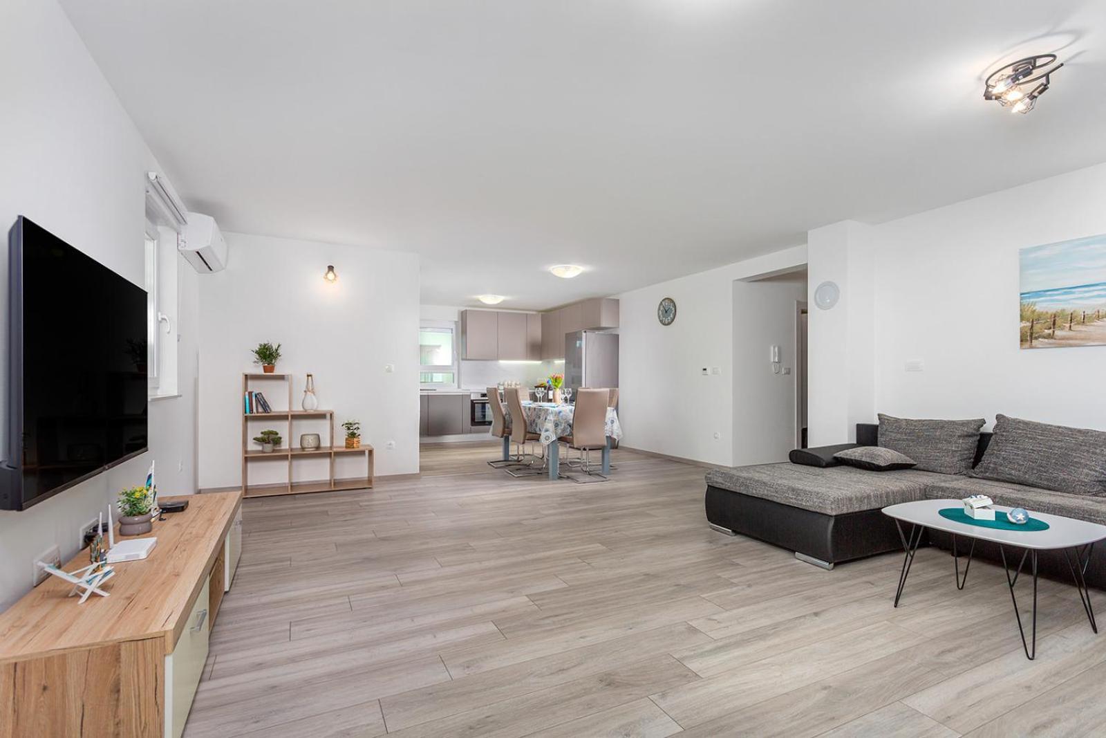 Kvarner Bay - Apartments 2 & 4 Риека Экстерьер фото