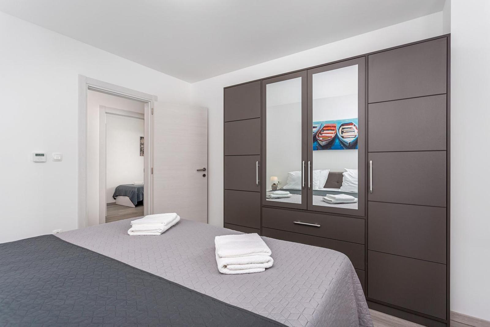 Kvarner Bay - Apartments 2 & 4 Риека Экстерьер фото